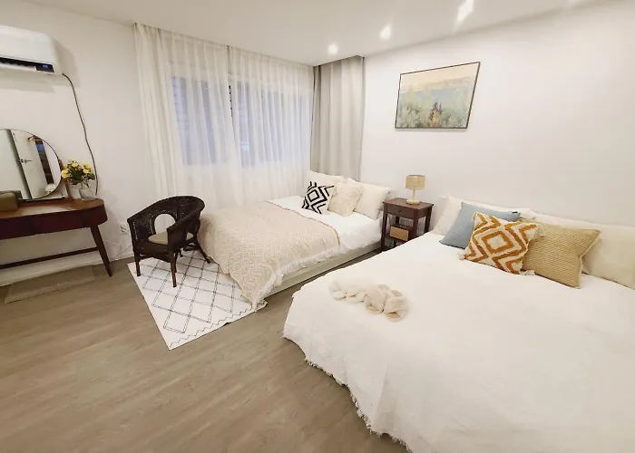 New Hongdae Cozy House Proven 3br *